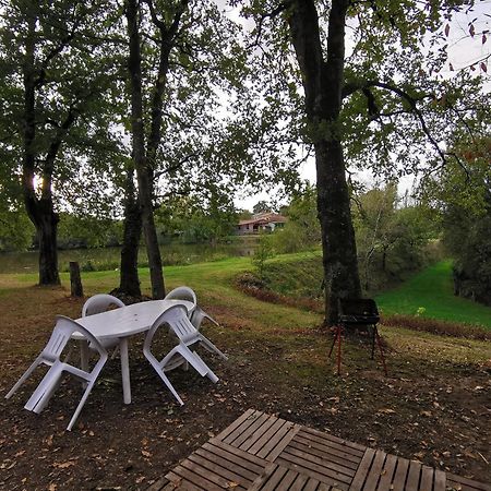 Camping De La Chagnee Saint-Aubin-le-Cloud Quarto foto