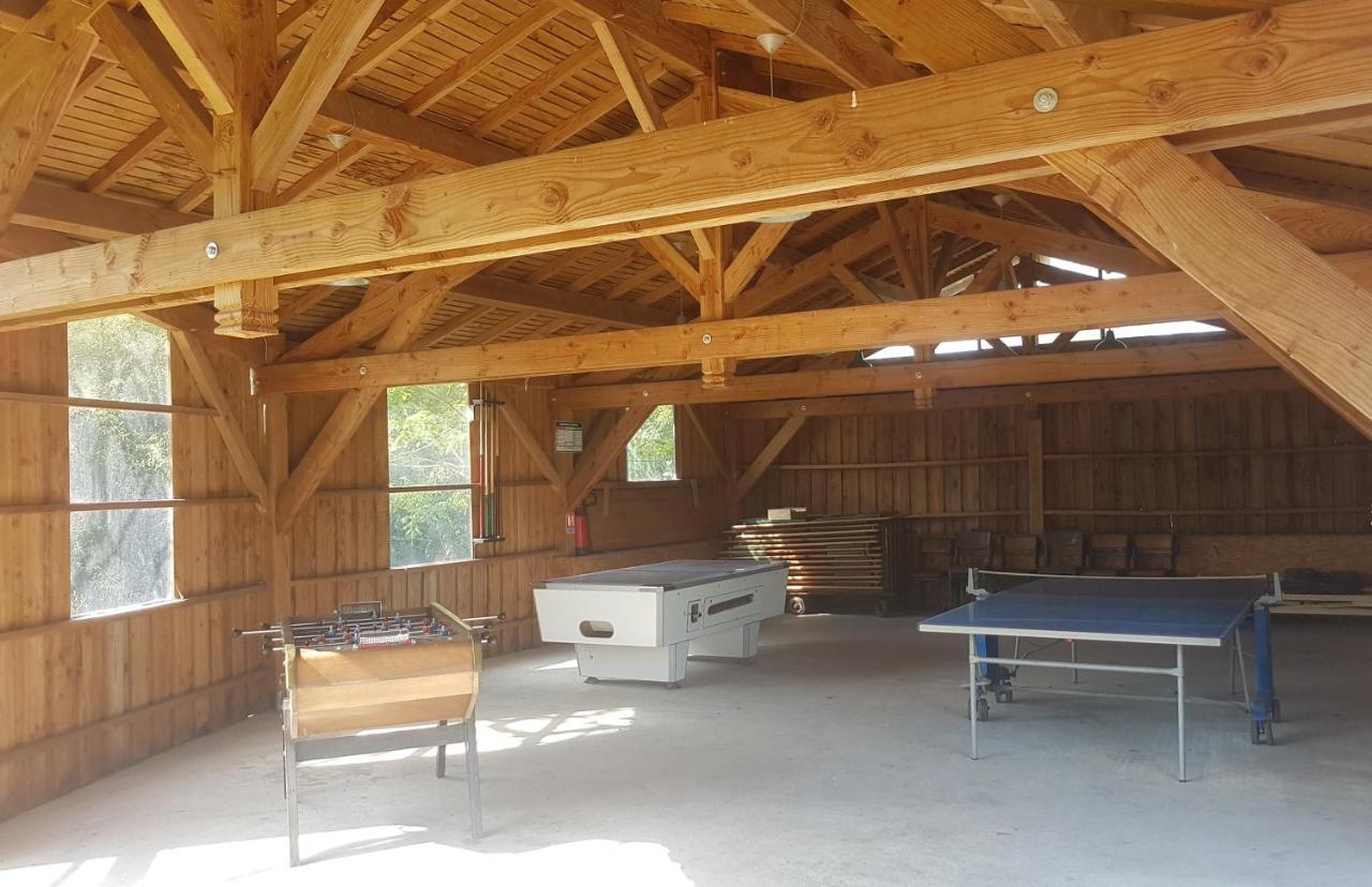 Camping De La Chagnee Saint-Aubin-le-Cloud Exterior foto