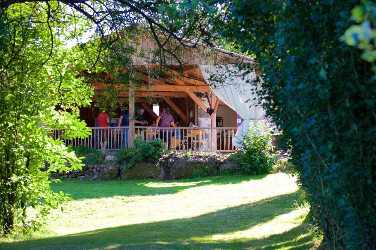 Camping De La Chagnee Saint-Aubin-le-Cloud Exterior foto